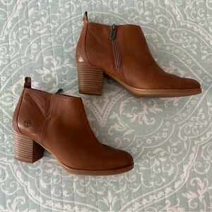 Timberland Women's Chestnut Ankle Booties